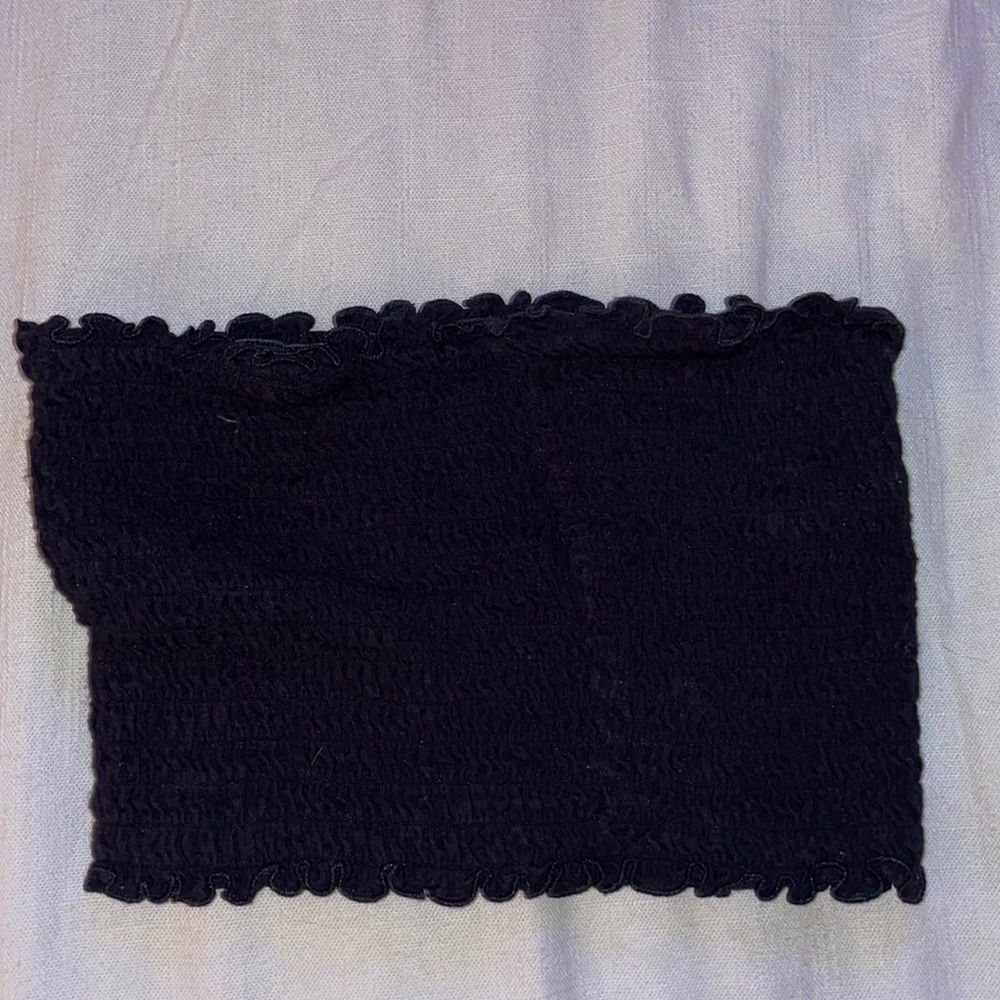 Small black crop top